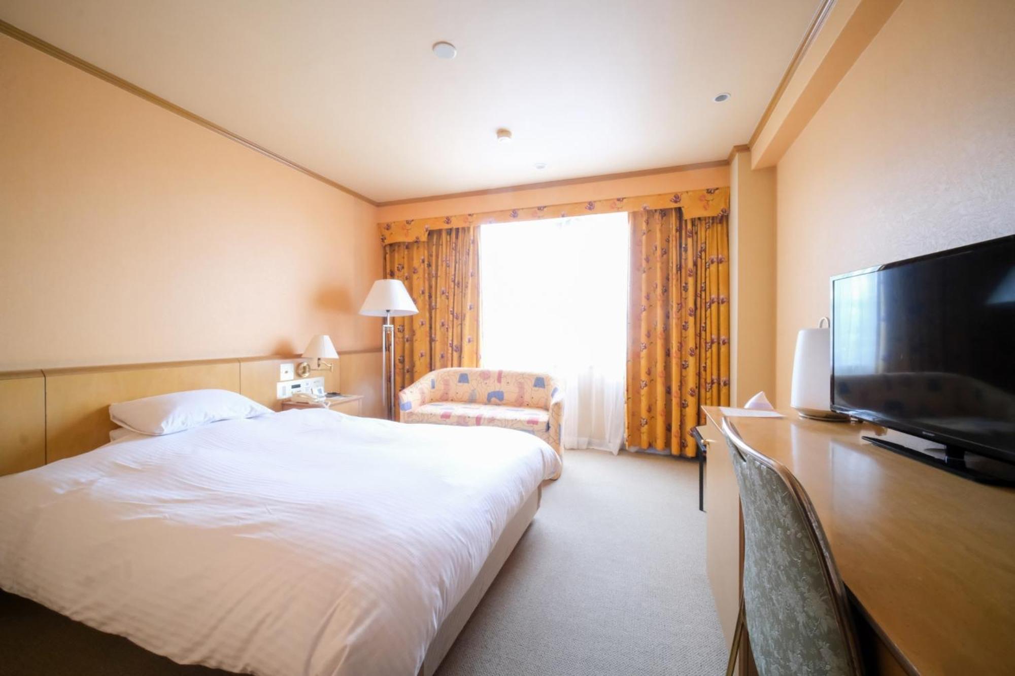 Yuzawa Royal Hotel Eksteriør bilde